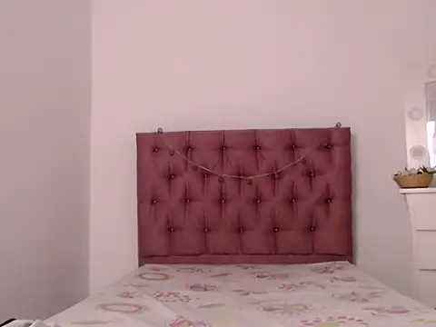 Snapshot of Sweet_Scarlett_ chatting on 04/06/26, 02:07 Sweet Scarlett online show from 04/06/26, 02:07