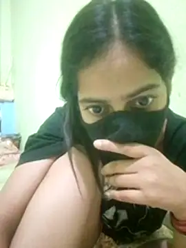 nidhiyadav00 online show from 05/01/26, 06:46