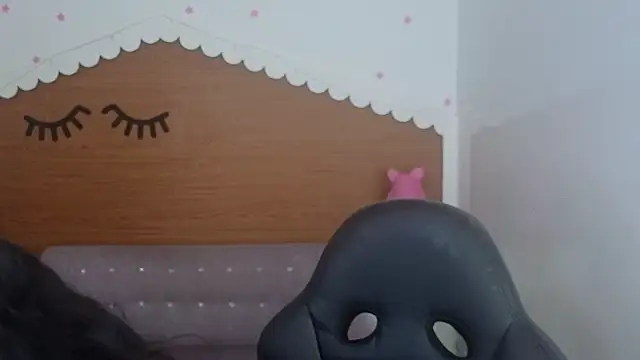 Snapshot of emily_smith_t chatting on 04/03/26, 12:55 emily smith t online show from 04/03/26, 12:55