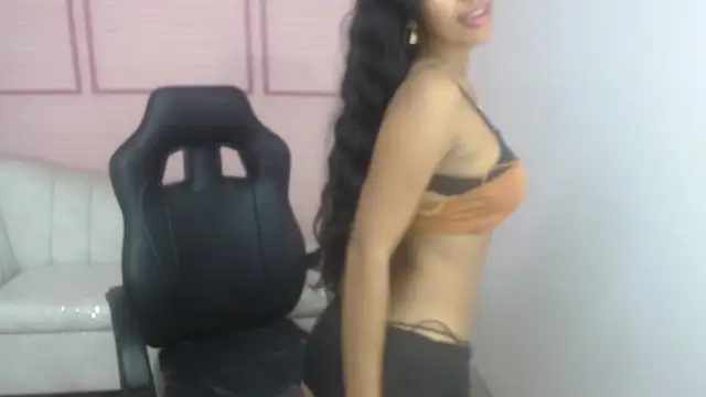 Snapshot of emily_smith_t chatting on 03/22/26, 12:40 emily smith t online show from 03/22/26, 12:40