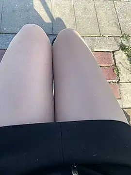 Snapshot of AIone_se chatting on 04/10/26, 08:43 AIone se online show from 04/10/26, 08:43