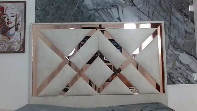 ninafoxcs online show from 04/20/26, 08:10