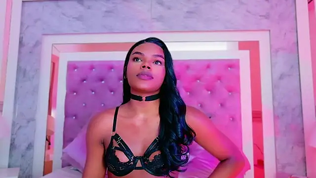 Gisela Valencia online show from 04/07/26, 05:09