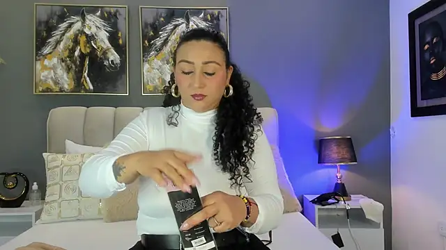 Snapshot of VaniaRouse chatting on 03/30/26, 02:40 VaniaRouse online show from 03/30/26, 02:40