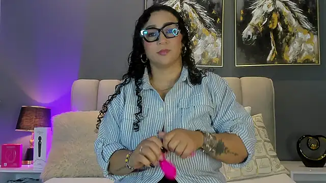 VaniaRouse online show from 05/29/26, 01:28