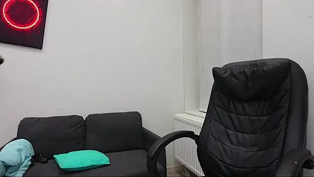 Snapshot of Nicky_Diam chatting on 04/04/26, 06:25 Nicky Diam online show from 04/04/26, 06:25