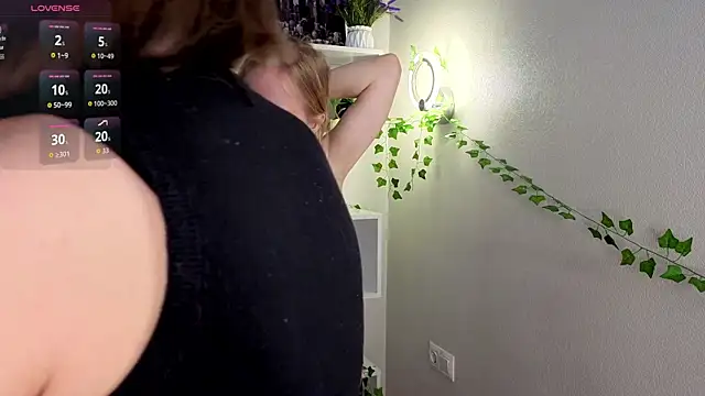 KatiHeskeths online show from 03/24/26, 04:01