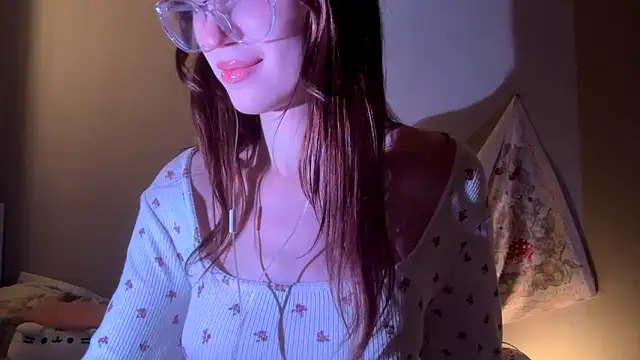 holly sinner  online show from 04/10/26, 10:17