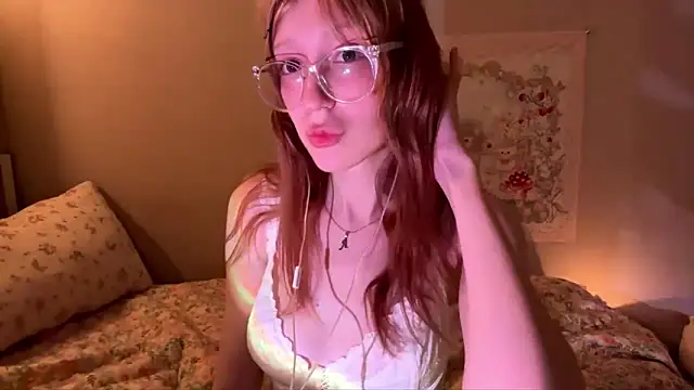 holly sinner  online show from 03/28/26, 12:11