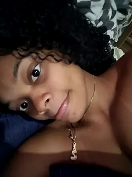 Snapshot of marialuiza2027 chatting on 04/03/26, 05:08 marialuiza2027 online show from 04/03/26, 05:08