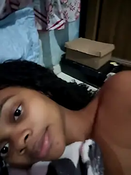 Snapshot of marialuiza2027 chatting on 03/26/26, 04:49 marialuiza2027 online show from 03/26/26, 04:49