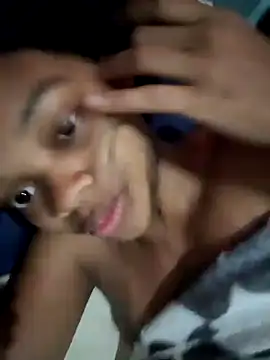 Snapshot of marialuiza2027 chatting on 04/12/26, 10:51 marialuiza2027 online show from 04/12/26, 10:51