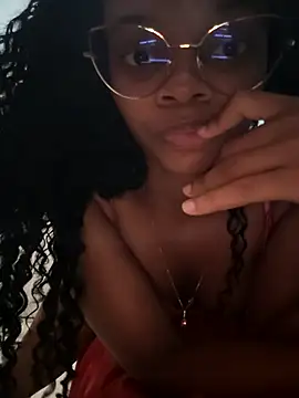 marialuiza2027 online show from 05/08/26, 02:59