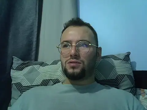 Snapshot of piazaocwb23 chatting on 04/14/26, 09:31 piazaocwb23 online show from 04/14/26, 09:31