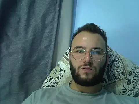 Snapshot of piazaocwb23 chatting on 03/28/26, 06:53 piazaocwb23 online show from 03/28/26, 06:53