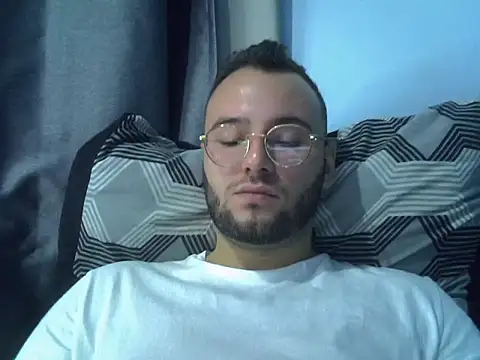 piazaocwb23 online show from 04/21/26, 02:47