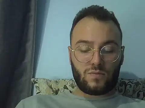 Snapshot of piazaocwb23 chatting on 03/22/26, 02:04 piazaocwb23 online show from 03/22/26, 02:04