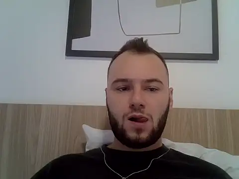 piazaocwb23 online show from 05/03/26, 04:43