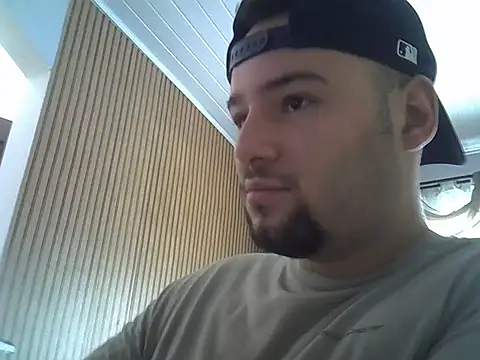 Snapshot of piazaocwb23 chatting on 04/06/26, 03:46 piazaocwb23 online show from 04/06/26, 03:46