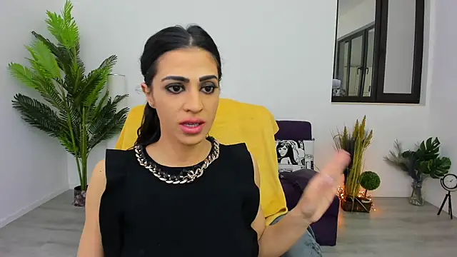 Snapshot of Nicolle_Lexxy chatting on 04/14/26, 03:44 Nicolle Lexxy online show from 04/14/26, 03:44