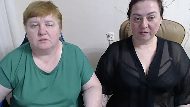 Lindy-Jeanie online show from 04/15/26, 06:23