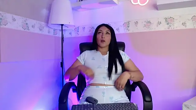 Annie Brm online show from 04/02/26, 02:02