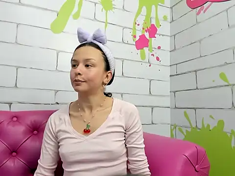 Snapshot of Danna_Greyy chatting on 03/24/26, 11:43 Danna Greyy online show from 03/24/26, 11:43