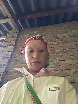 Heli pusy online show from 05/22/26, 11:25