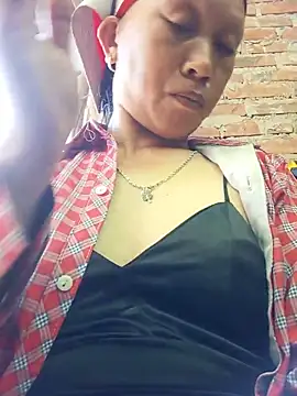 Heli pusy online show from 06/15/26, 07:30