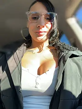 Snapshot of FerrariFrench chatting on 01/13/26, 03:16 FerrariFrench online show from 01/13/26, 03:16