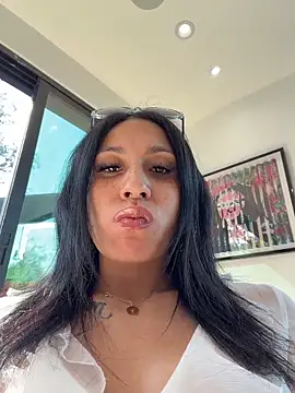 Snapshot of FerrariFrench chatting on 02/25/26, 10:20 FerrariFrench online show from 02/25/26, 10:20