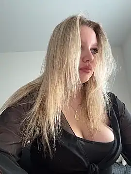 bettyloveu online show from 05/19/26, 04:08