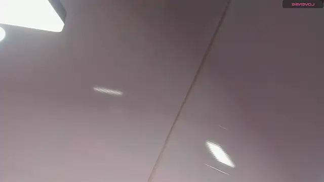 Snapshot of cuttie_blondie chatting on 04/02/26, 11:06 cuttie blondie online show from 04/02/26, 11:06