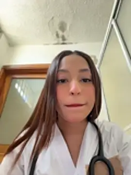 MiaCamille  online show from 05/15/26, 06:50