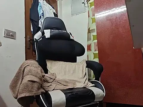 Lovers Sweat5 online show from 03/27/26, 06:42