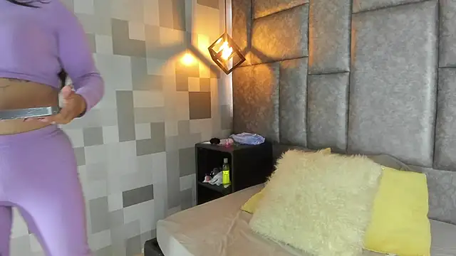 MariaJose Adams online show from 04/07/26, 12:18