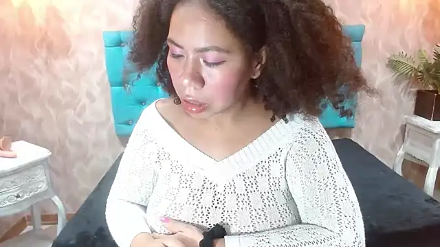 KeniaLovex online show from 04/29/26, 04:05