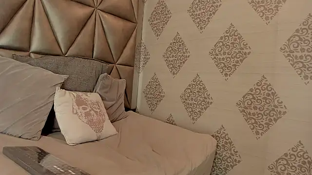 Snapshot of Escarleth_Fox chatting on 04/07/26, 12:40 Escarleth Fox online show from 04/07/26, 12:40