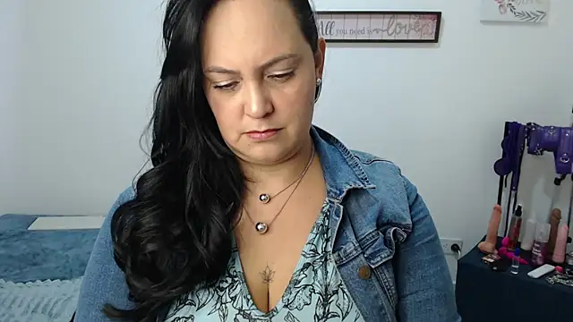 Veroniicabbw  online show from 05/22/26, 01:09