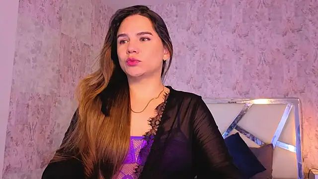 april summer  online show from 03/24/26, 09:04