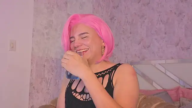 april summer  online show from 04/09/26, 09:10