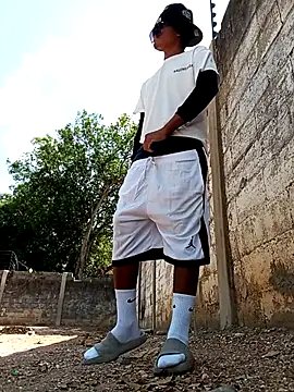 spittingpig1 online show from 04/09/26, 02:34