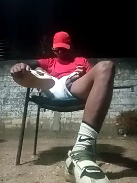 spittingpig1 online show from 04/12/26, 07:33