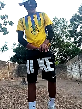 spittingpig1 online show from 04/13/26, 11:25