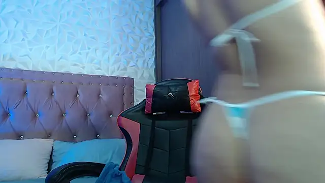 justkarlitaa online show from 03/24/26, 02:33