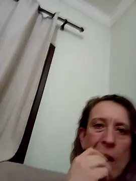 cracadaboa online show from 04/12/26, 08:17