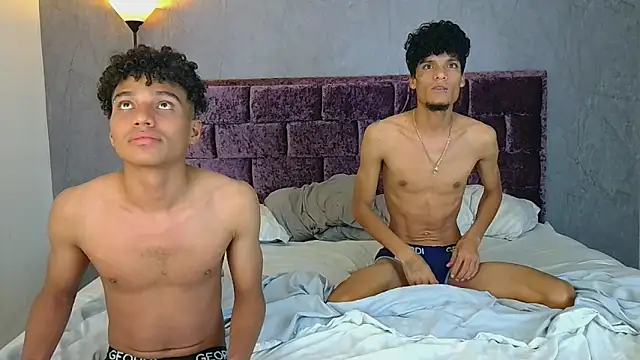 Snapshot of The_Penthouse_boys chatting on 03/26/26, 01:59 The Penthouse boys online show from 03/26/26, 01:59