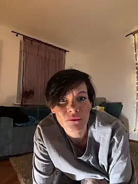 DtPORNBITCH online show from 04/11/26, 11:08