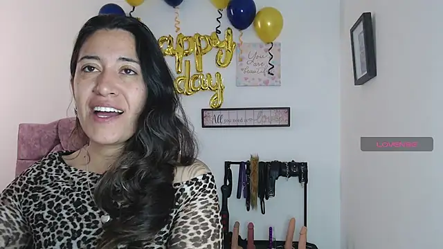 Snapshot of violeta_scott chatting on 07/01/26, 02:17 violeta scott online show from 07/01/26, 02:17