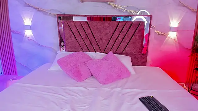 sofi naughty   online show from 03/22/26, 02:37